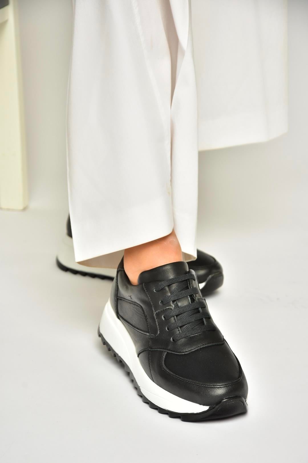U540709003 Siyah/Beyaz Hakiki Deri Spor Ayakkabı Sneakers