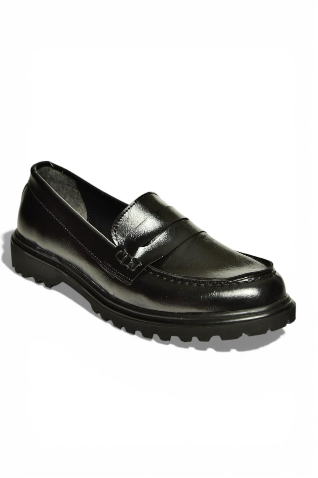 Y996051060 Siyah Rustik Alçak Tabanlı Kadın Makosen Ayakkabı