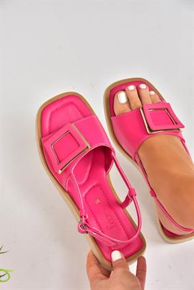 Fuşya Tokalı Günlük Kadın Sandalet P252151509