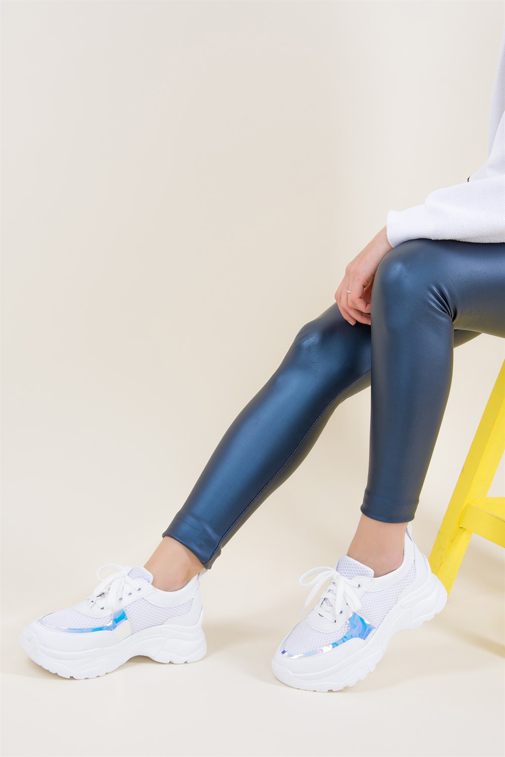 Beyaz Fileli Kadın Sneakers F367010449