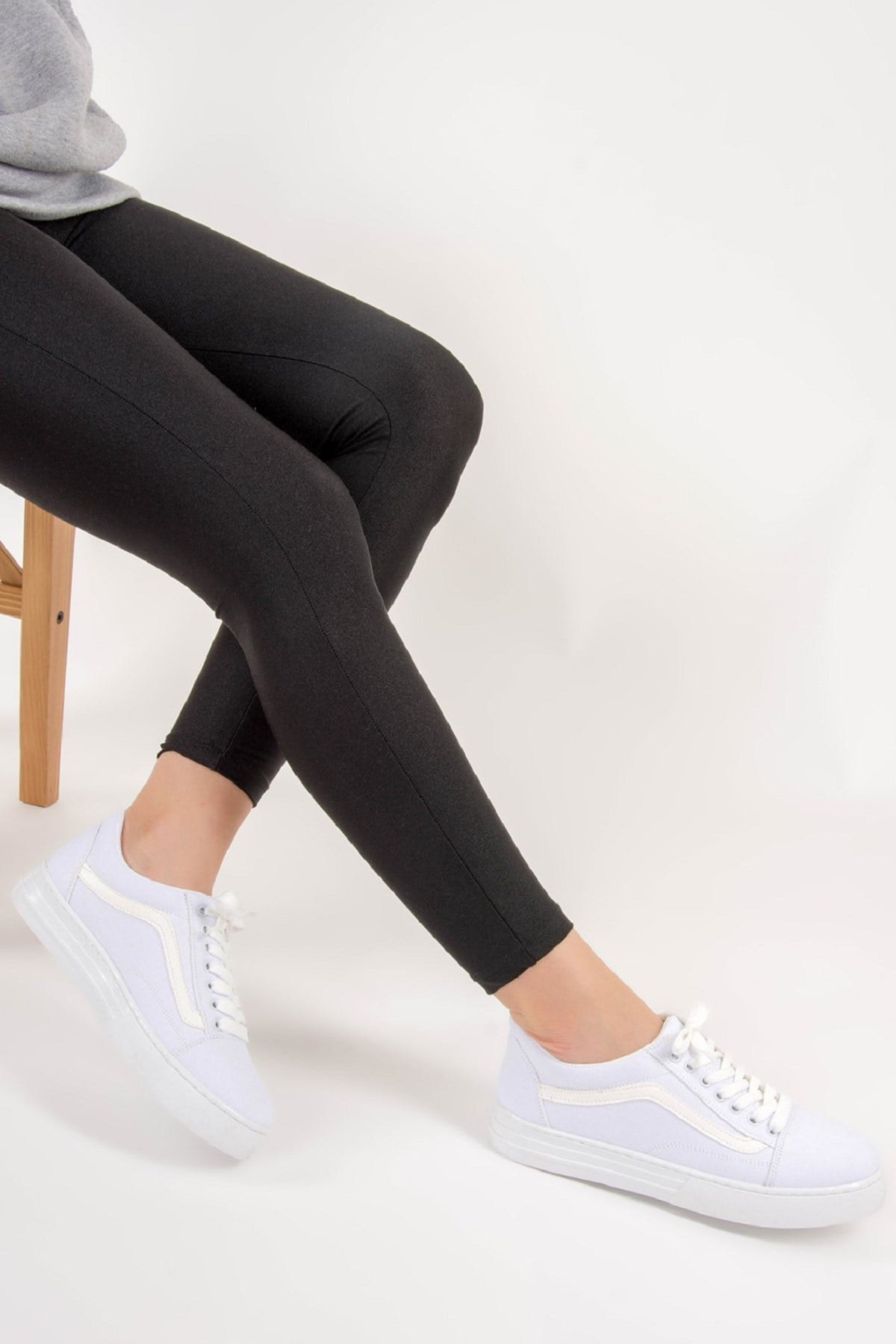 Beyaz Kadın Spor F652060010