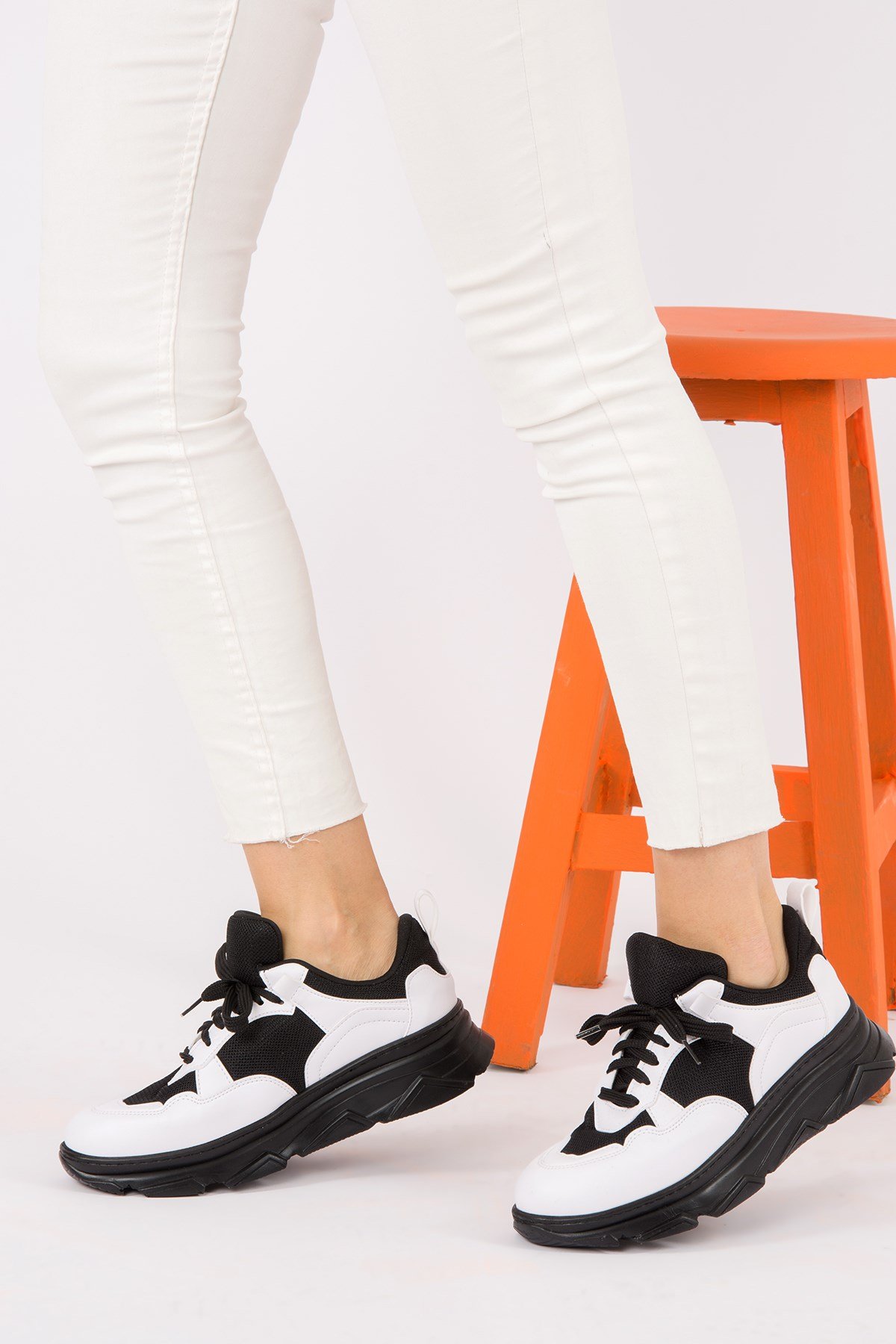 Beyaz/Siyah Kadın Sneakers H652789809