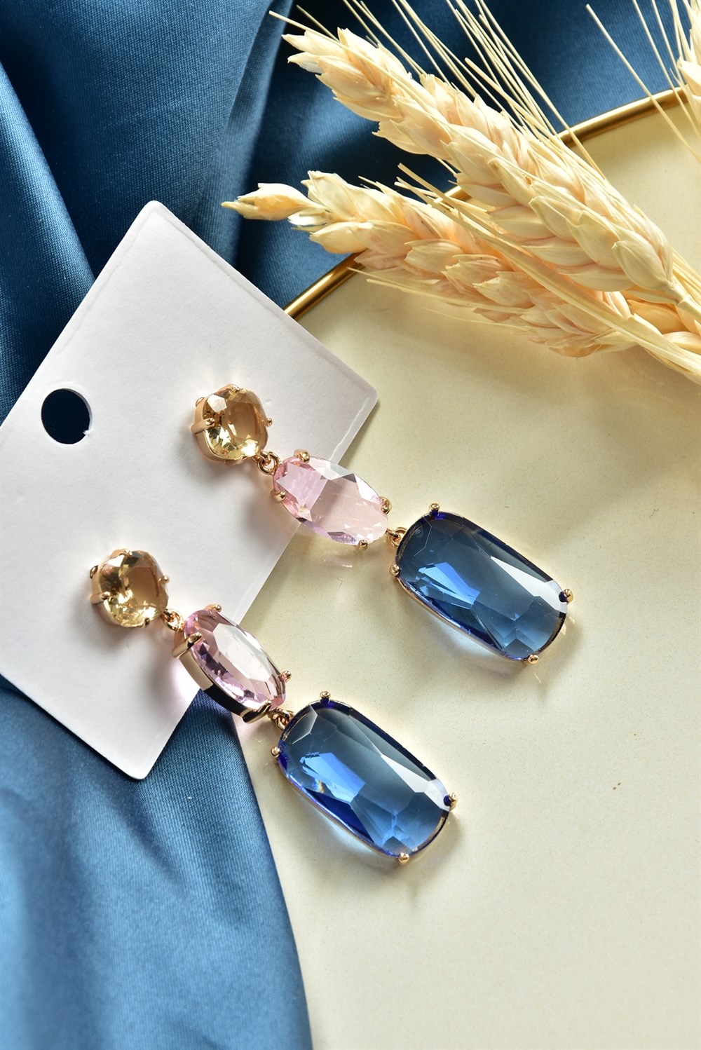 Büyük Taşlı Mavi Sallantılı Küpe KA061233