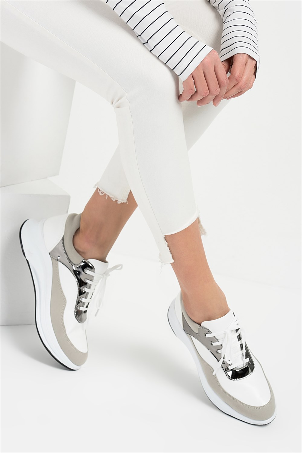 Fox Shoes Beyaz Kadın Sneakers D288048609