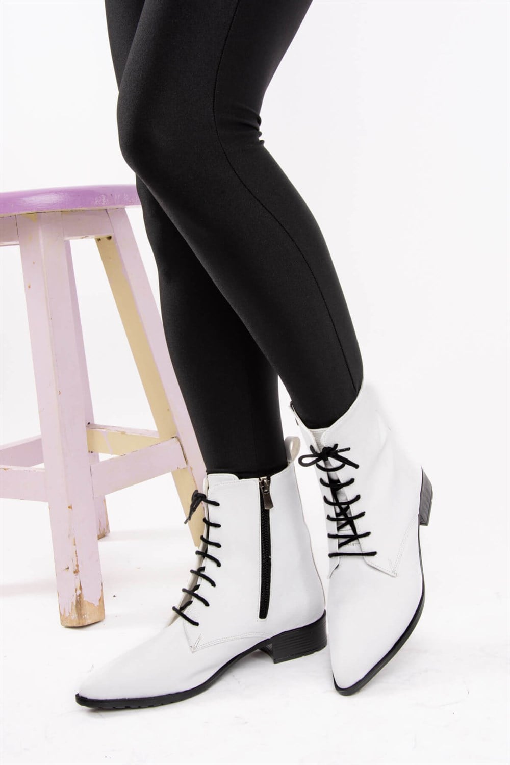 Fox Shoes Beyaz Suni Deri Kadın Bot E270285009