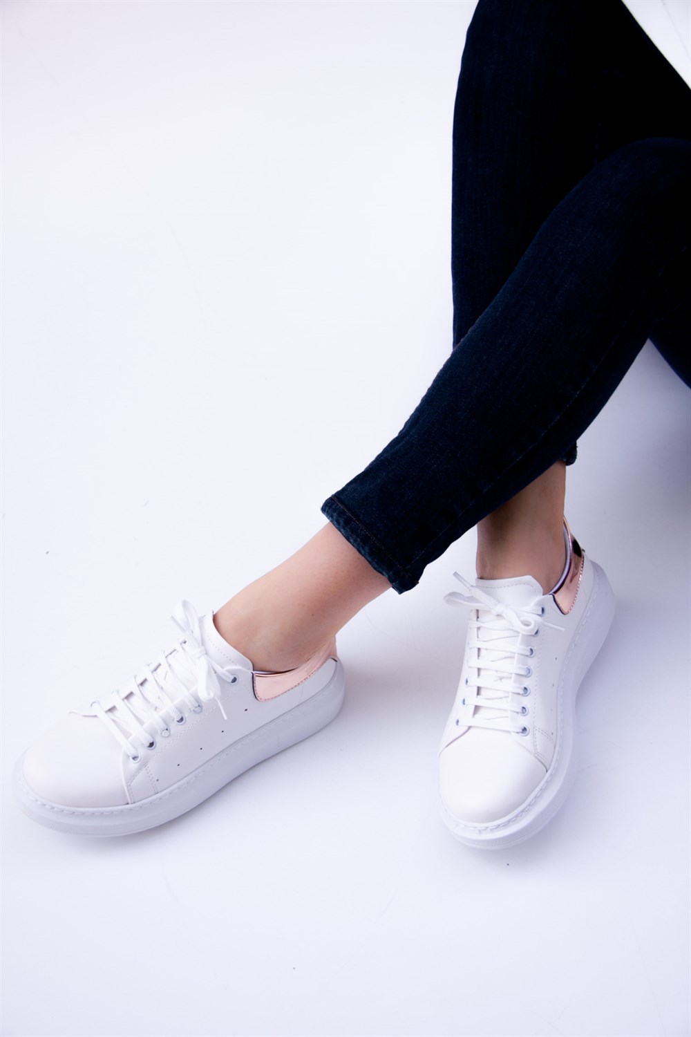 Fox Shoes Beyaz/Bakır Ayna Kadın Sneakers D615678509