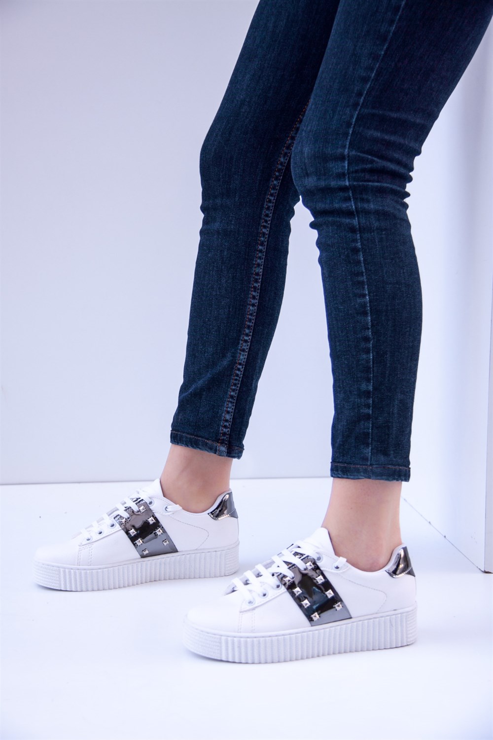 Fox Shoes Beyaz/Platin Kadın Sneakers D374005309