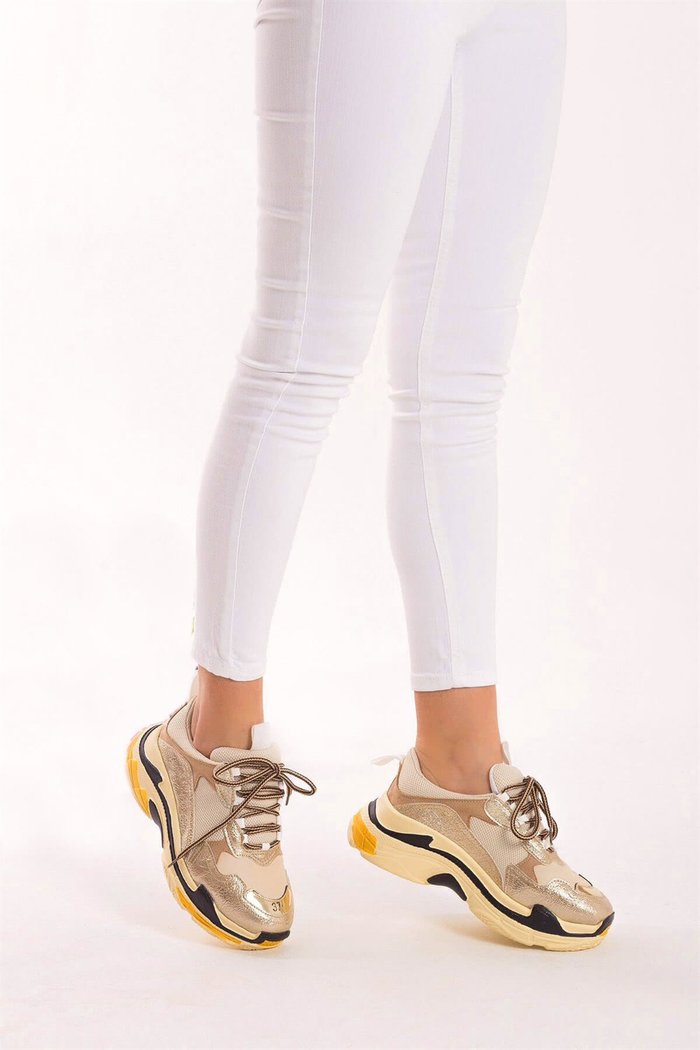 Fox Shoes Dore/Ten/Bej Kadın Sneakers D592410114