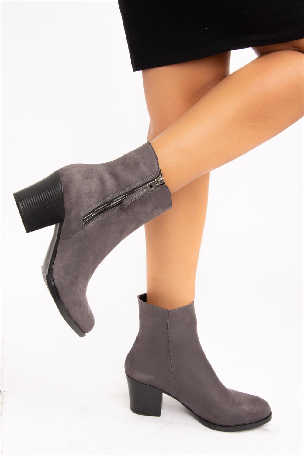 Fox Shoes Gri Süet Kadın Bot E713050302