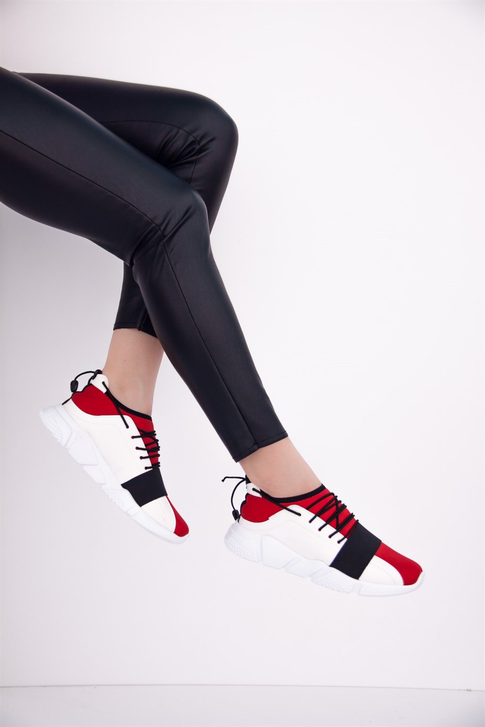 Fox Shoes Kırmızı/Beyaz Kadın Sneakers D563827509