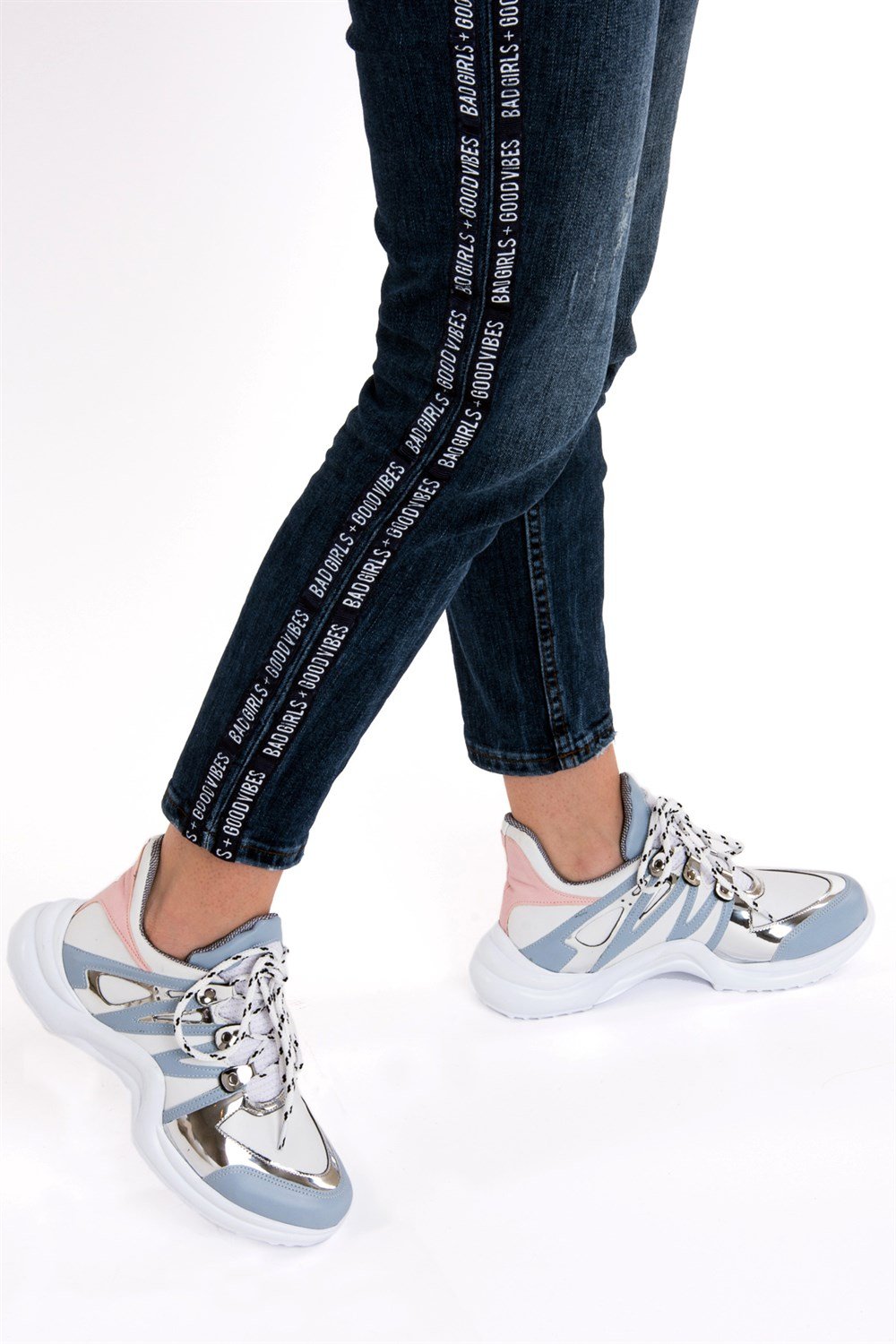 Fox Shoes Mavi/Lame/Beyaz Kadın Sneakers D270342309