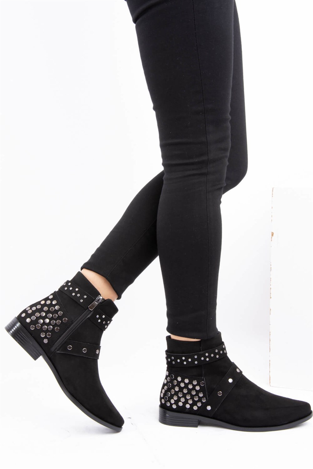 Siyah Kadın Bot E432300602