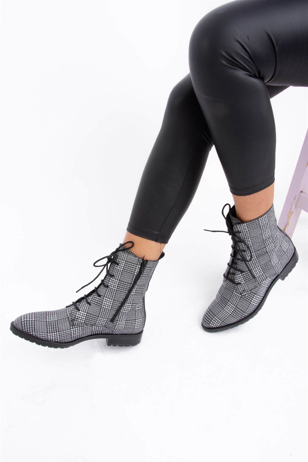 Fox Shoes Siyah/Gri Kadın Bot E288496027