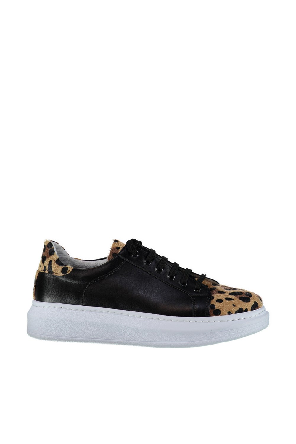 Fox Shoes Siyah/Leopar Kadın Sneakers D615010109