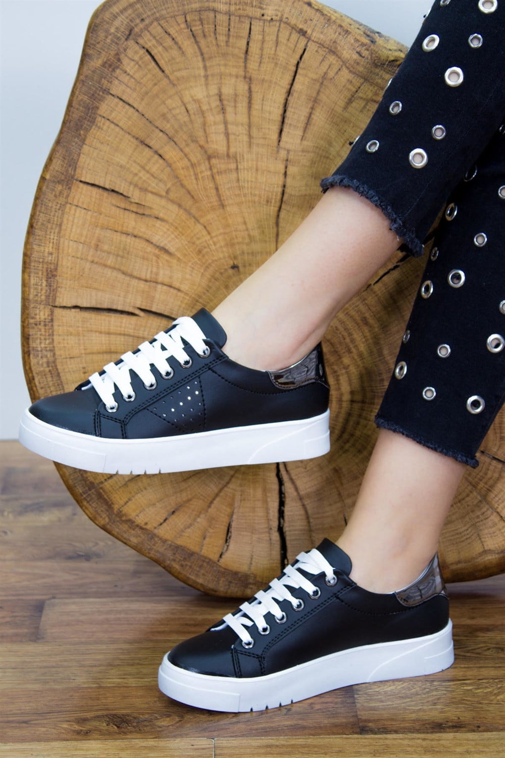 Fox Shoes Siyah/Platin Kadın Sneakers D540171009