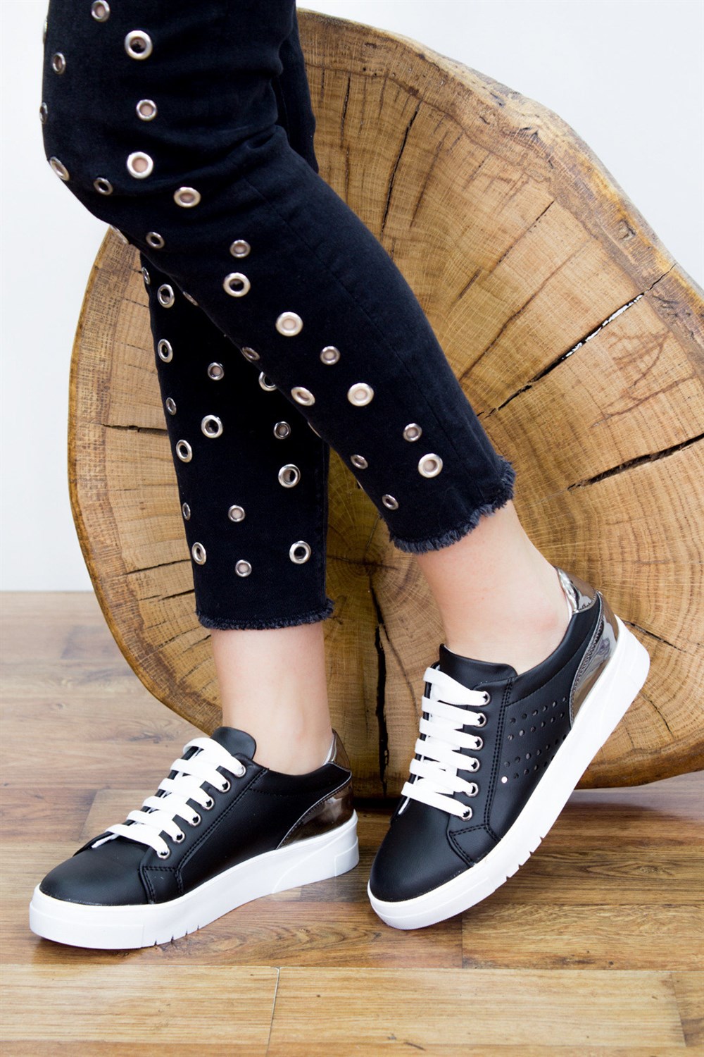 Fox Shoes Siyah/Platin Kadın Sneakers D540174009