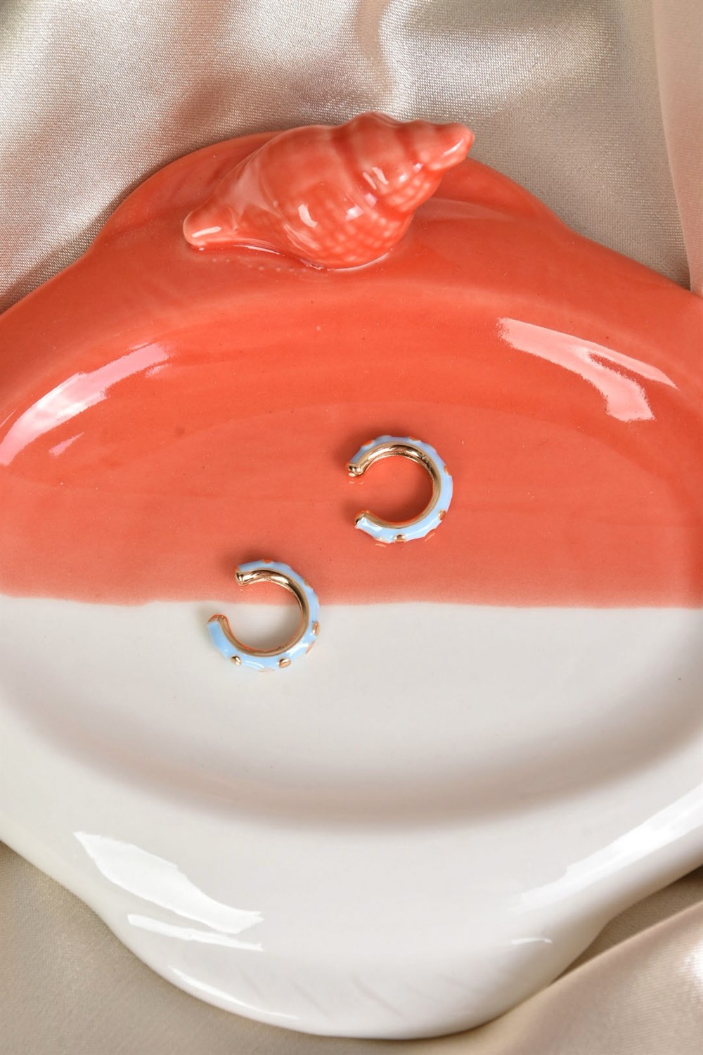 Mavi Mineli Kıkırdak Küpe KA041057