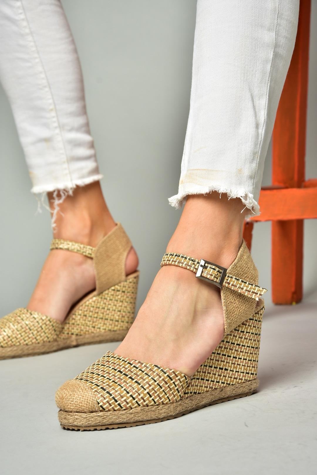 P241612004 Ten Kumaş Dolgu Topuklu Kadın Ayakkabı