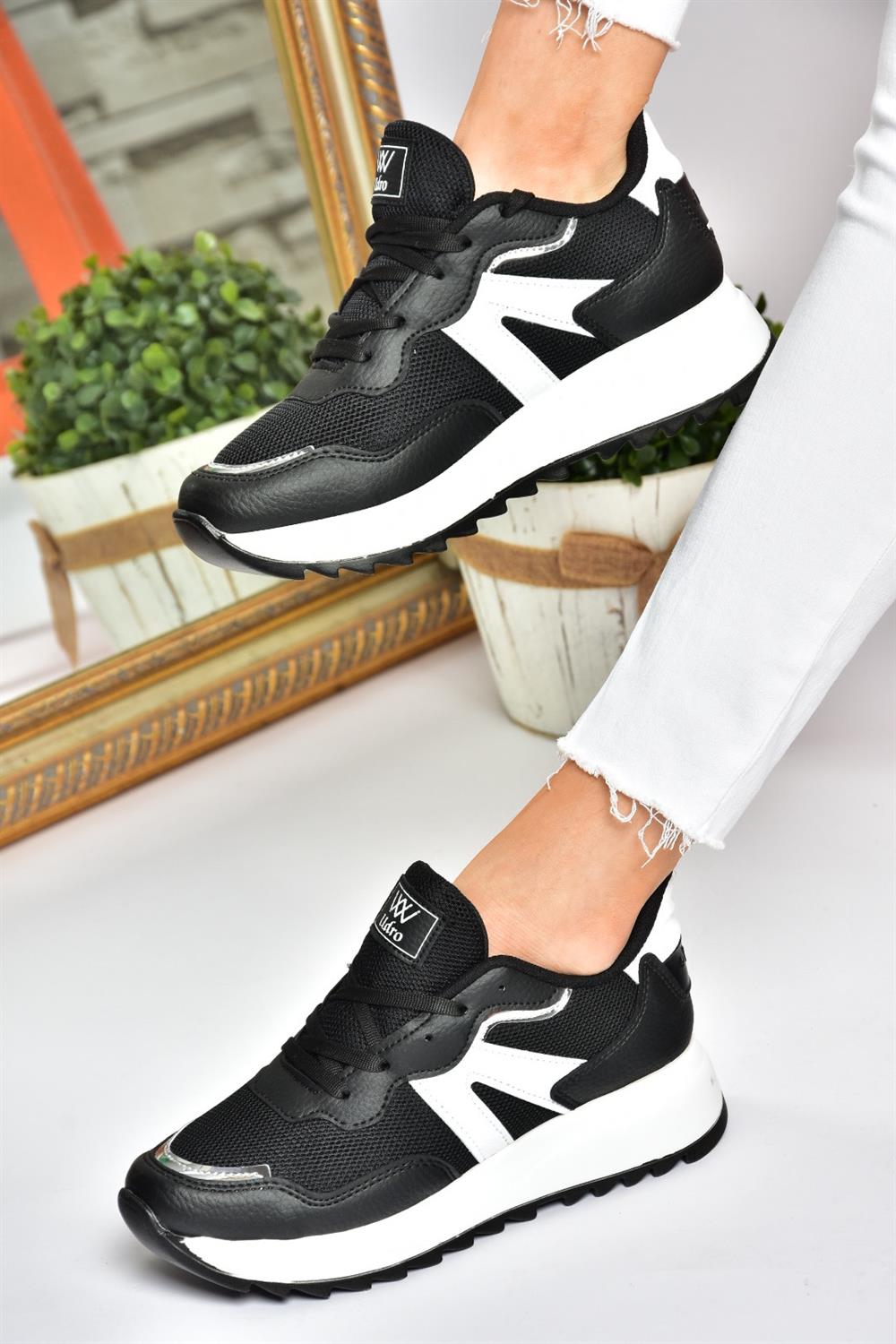 P702832204 Siyah/Beyaz Kumaş Kadın Spor Ayakkabı Sneakers