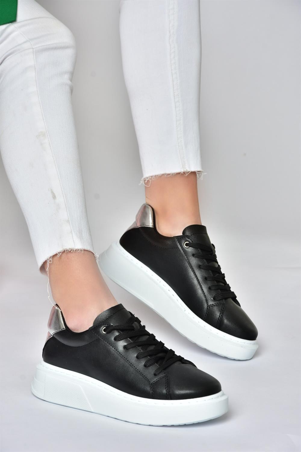 P848231409 Siyah/Gümüş Kadın Spor Ayakkabı Sneakers