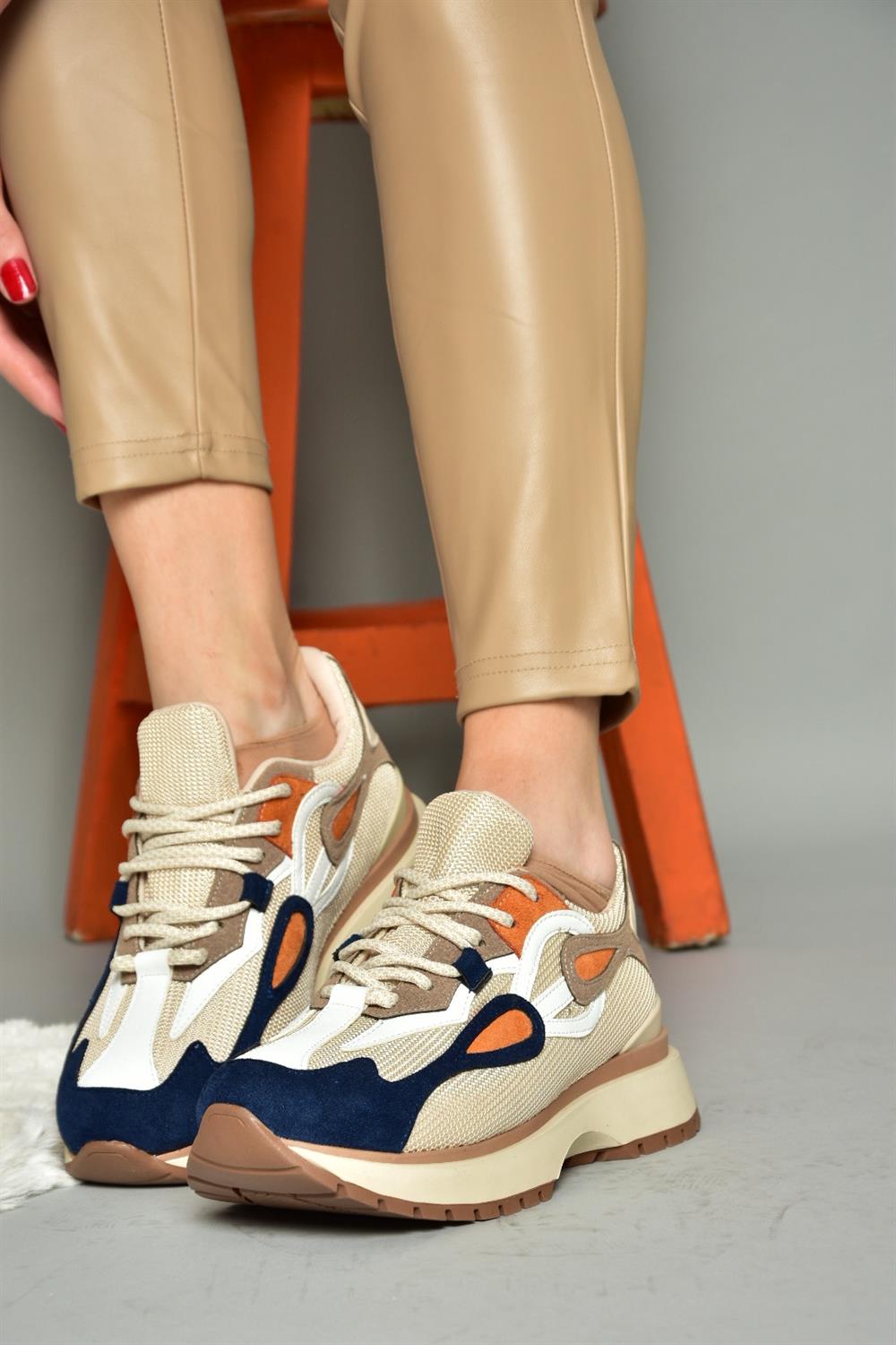 R312510504 Bej/Lacivert Kumaş Kadın Spor Ayakkabı Sneakers