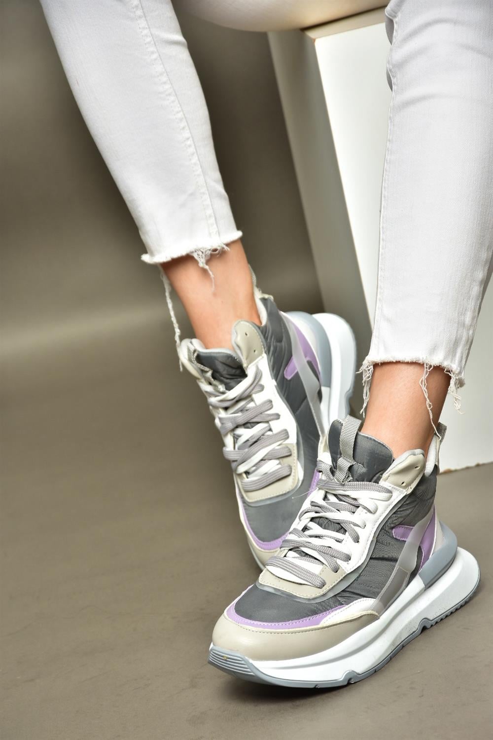 R973116004 Gri/Lila Kalın Tabanlı Spor Ayakkabı Sneakers