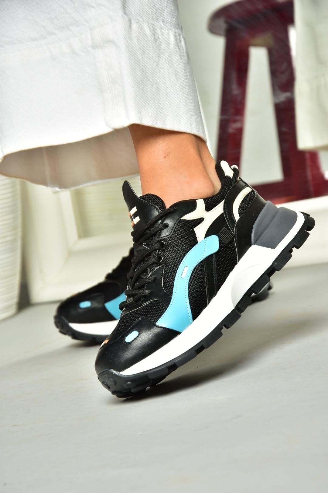S312213109 Siyah Kalın Tabanlı Spor Ayuakkabı Sneakers