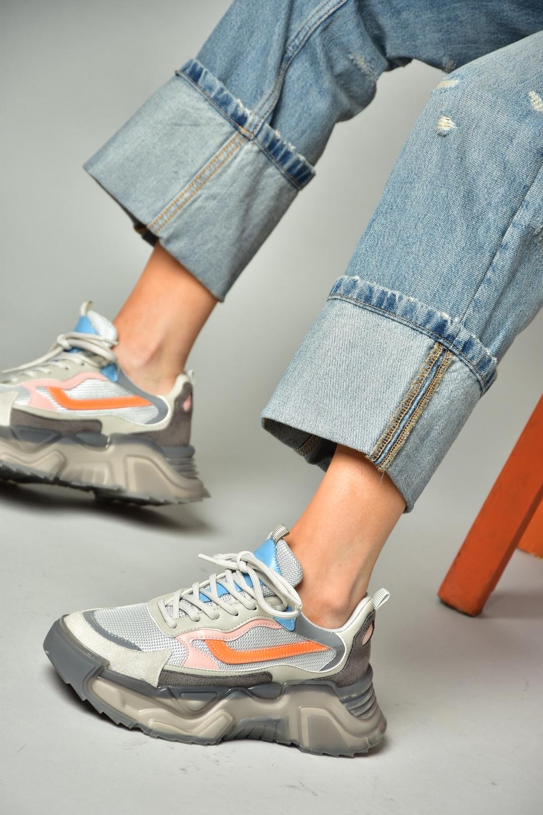 S312612404 Gri Kumaş Kalın Tabanlı Spor Ayakkabı Sneakers