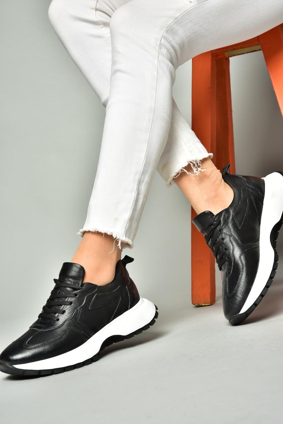 S540750103 Siyah Hakiki Deri Spor Ayakkabı Sneakers