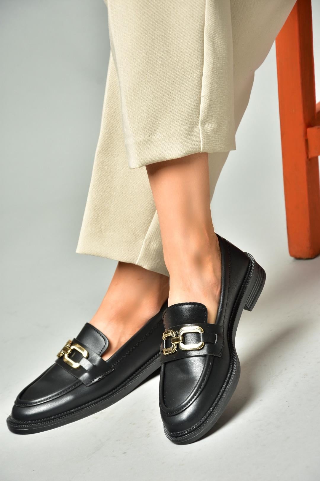 S652910009 Siyah Loafer Makosen Kadın Ayakkabı