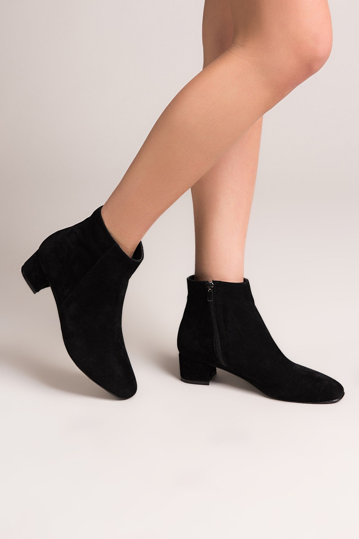 Siyah Kadın Bot C922641202