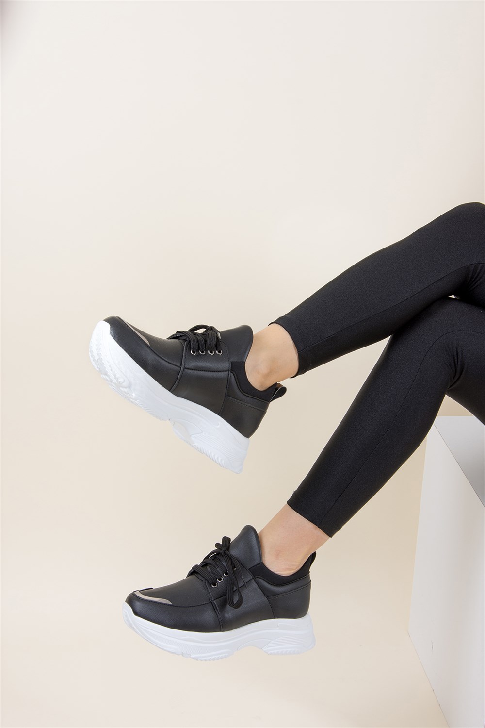 Siyah Kadın Sneakers F367094209