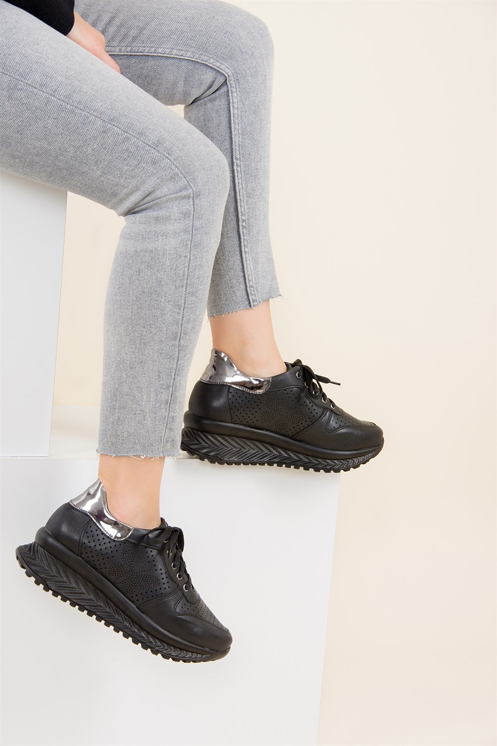 Siyah Kadın Sneakers F588285109