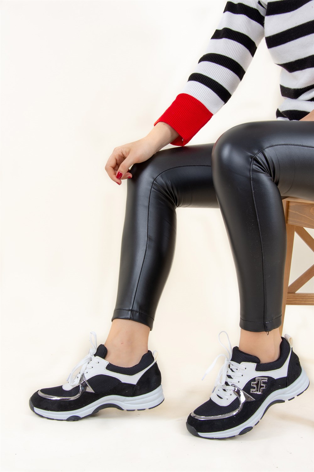 Siyah Kadın Sneakers F588601004