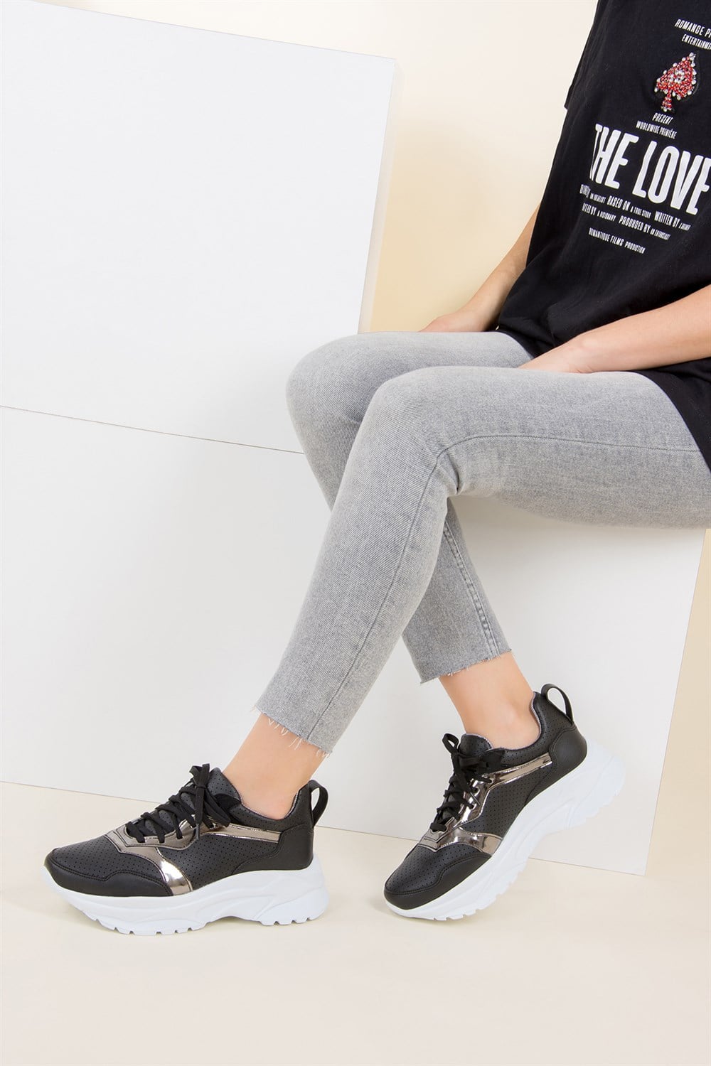 Siyah/Platin Kadın Sneakers F288052809