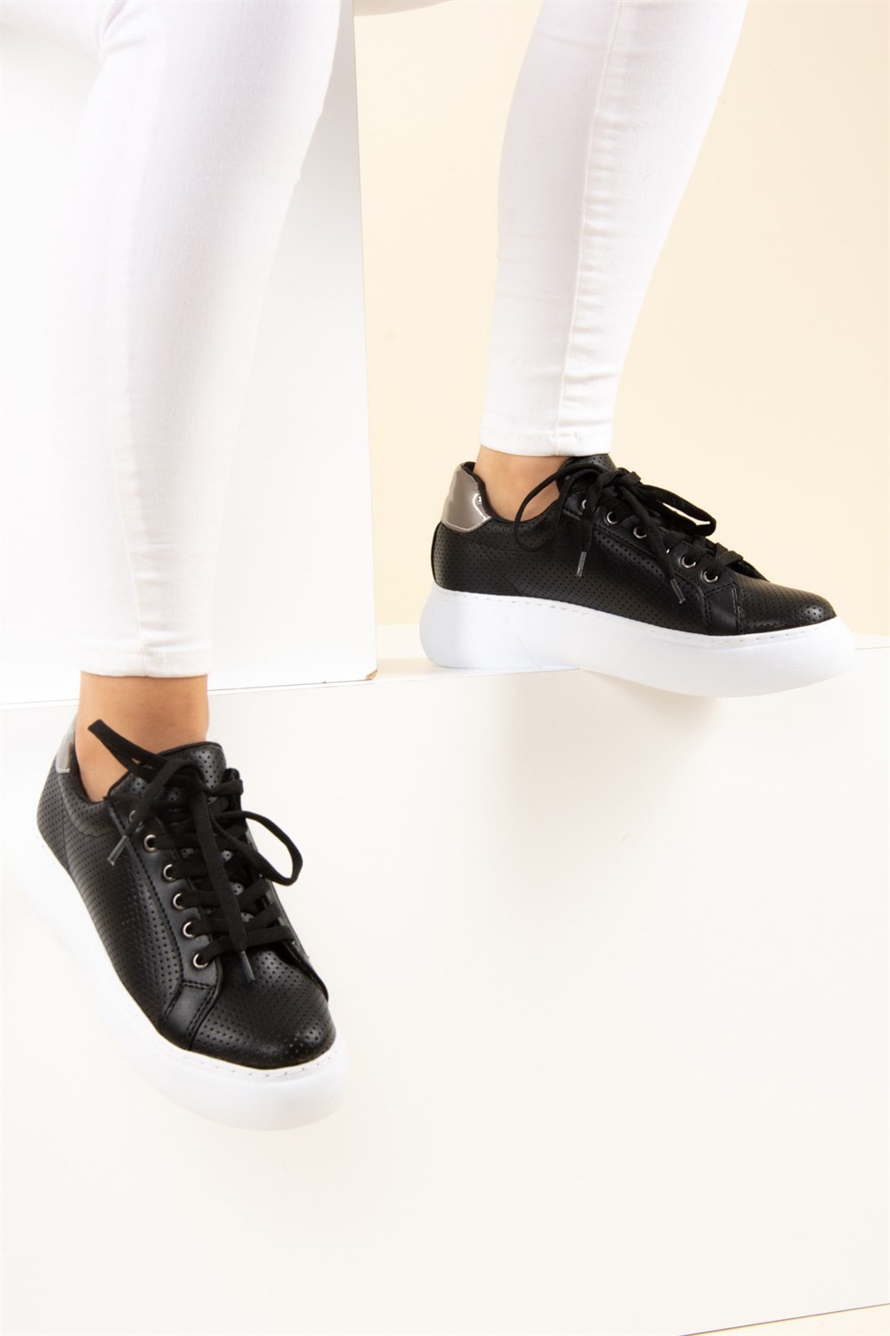 Siyah/Platin Kadın Sneakers F583002409