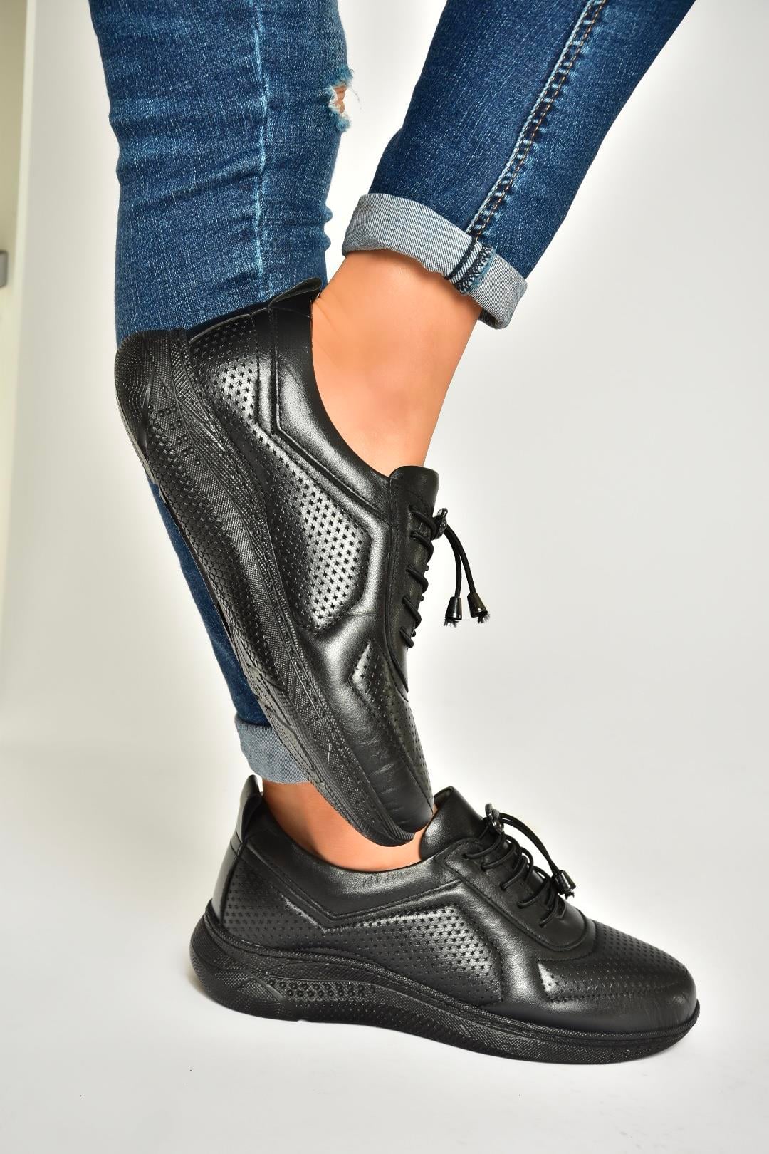 U540102603 Siyah/Siyah Hakiki Deri Spor Ayakkabı Sneakers
