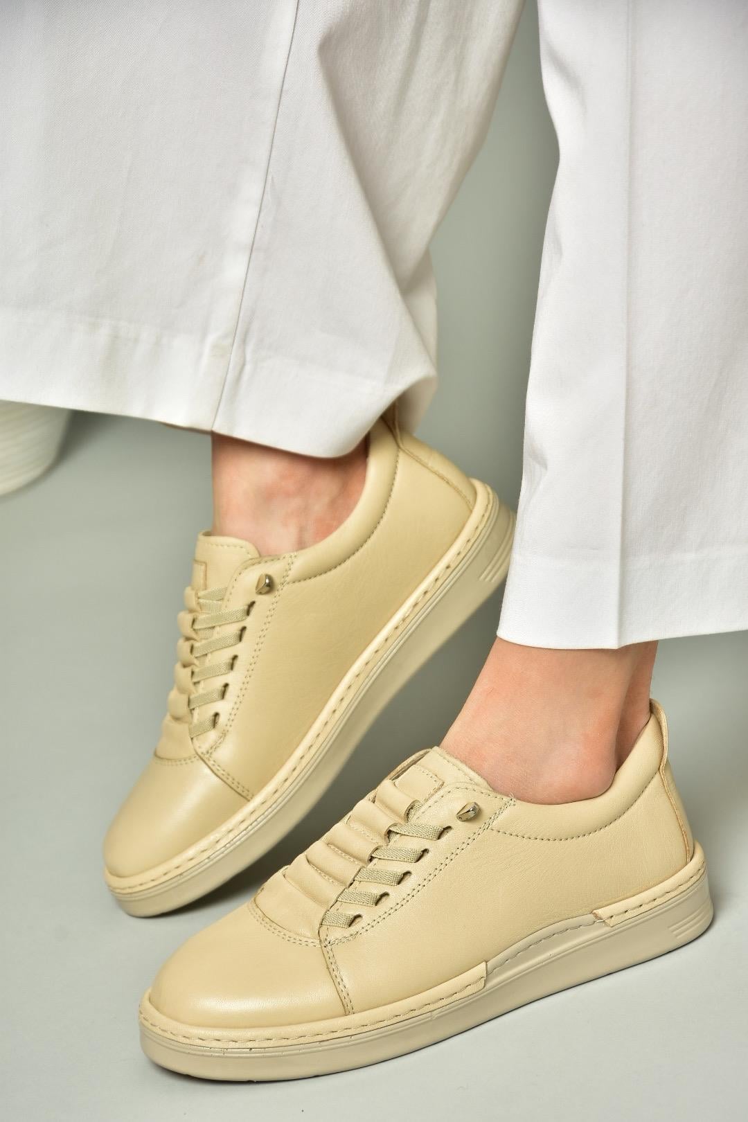 U555025403 Bej Hakiki Deri Kadın Spor Ayakkabı Sneakers