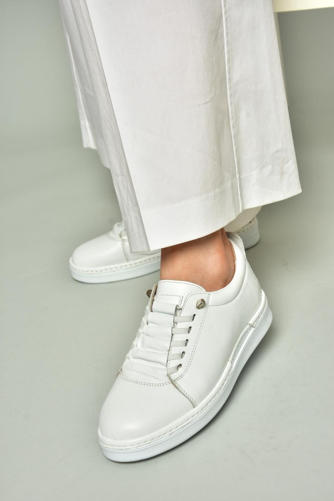 U555025403 Beyaz Hakiki Deri Kadın Spor Ayakkabı Sneakers