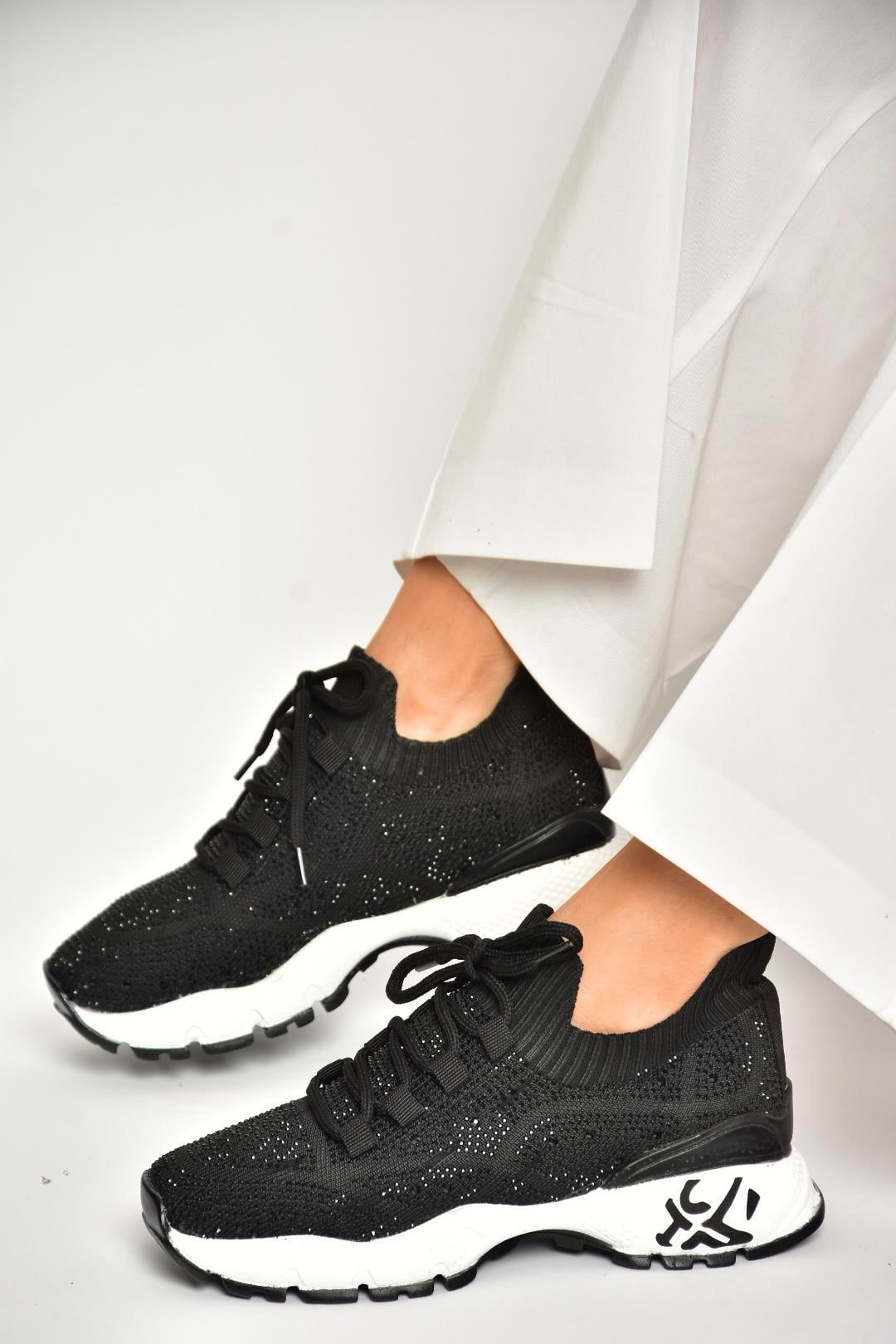 U602915104 Siyah Kumaş Spor Ayakkabı Sneakers