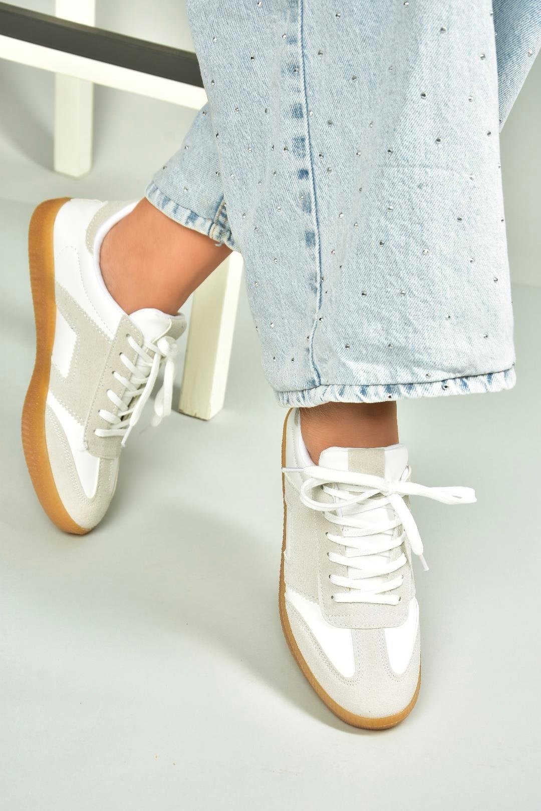 U652857302 Beyaz/Gri Süet Kadın Spor Ayakkabı Sneakers