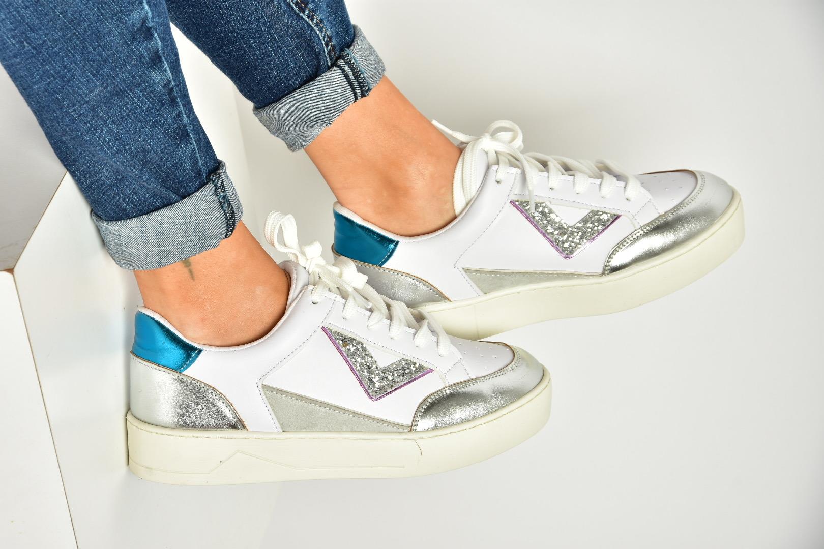 U973727209 Beyaz/Gümüş Spor Ayakkabı Sneakers