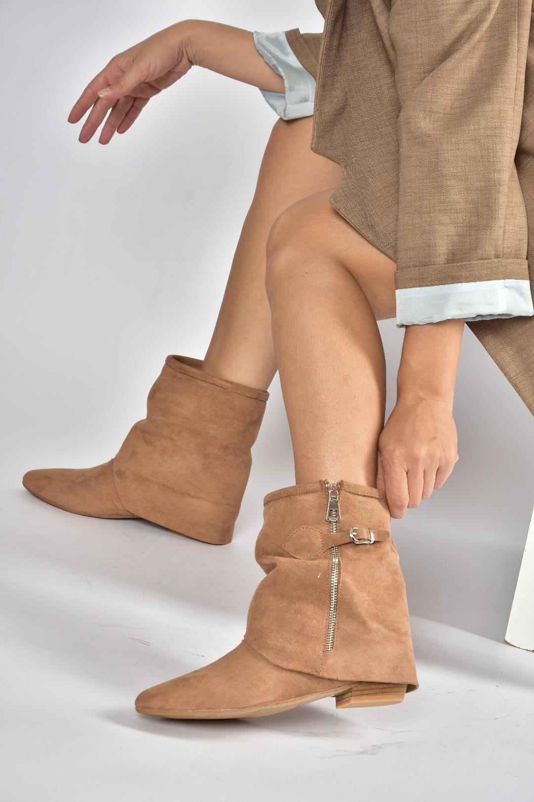 V380518102 Taba Süet Düz Taban Fermuar Detaylı Kadın Bot