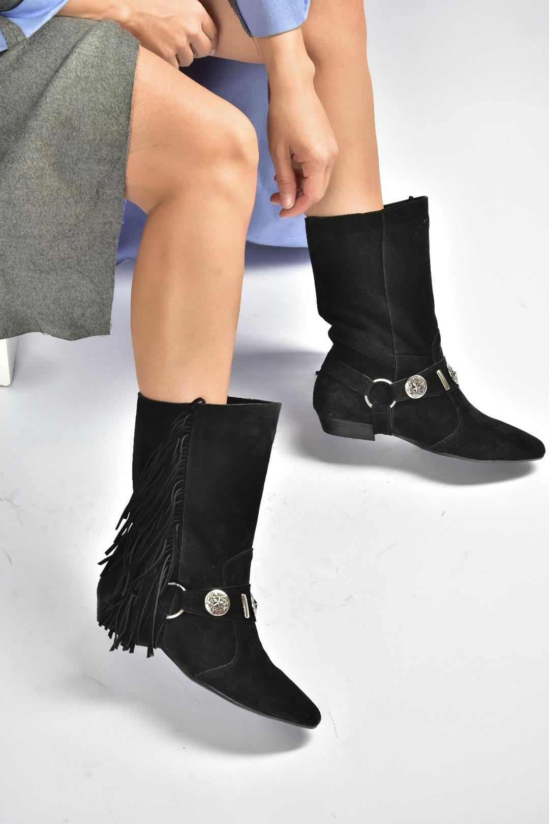 V380625502 Siyah Süet Püskül Detaylı Kadın Bot