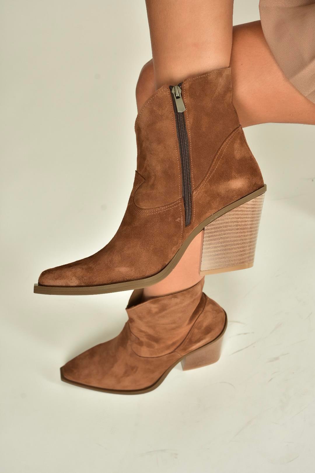 V654081902 Tarçın/Taba Hakiki Deri Süet Kalın Topuklu Western Kovboy Kadın Bot