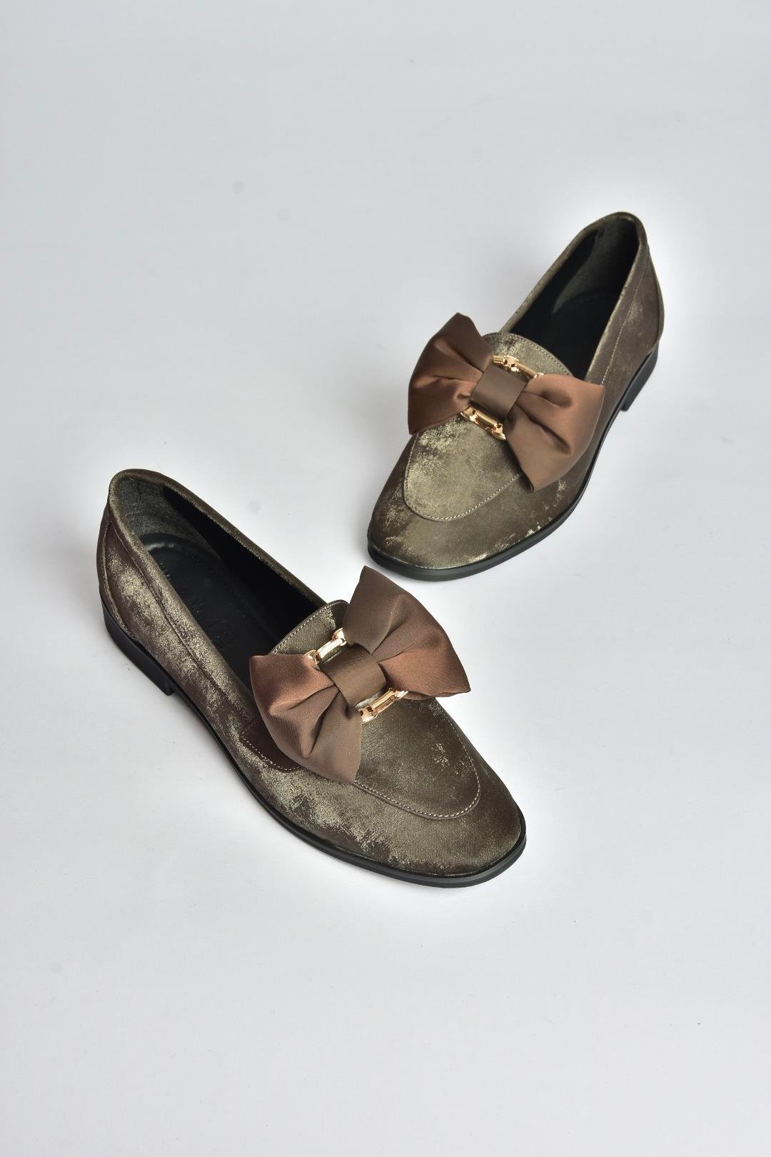 V820002901 Füme Nubuk Kurdele Detaylı Kadın Ayakkabı