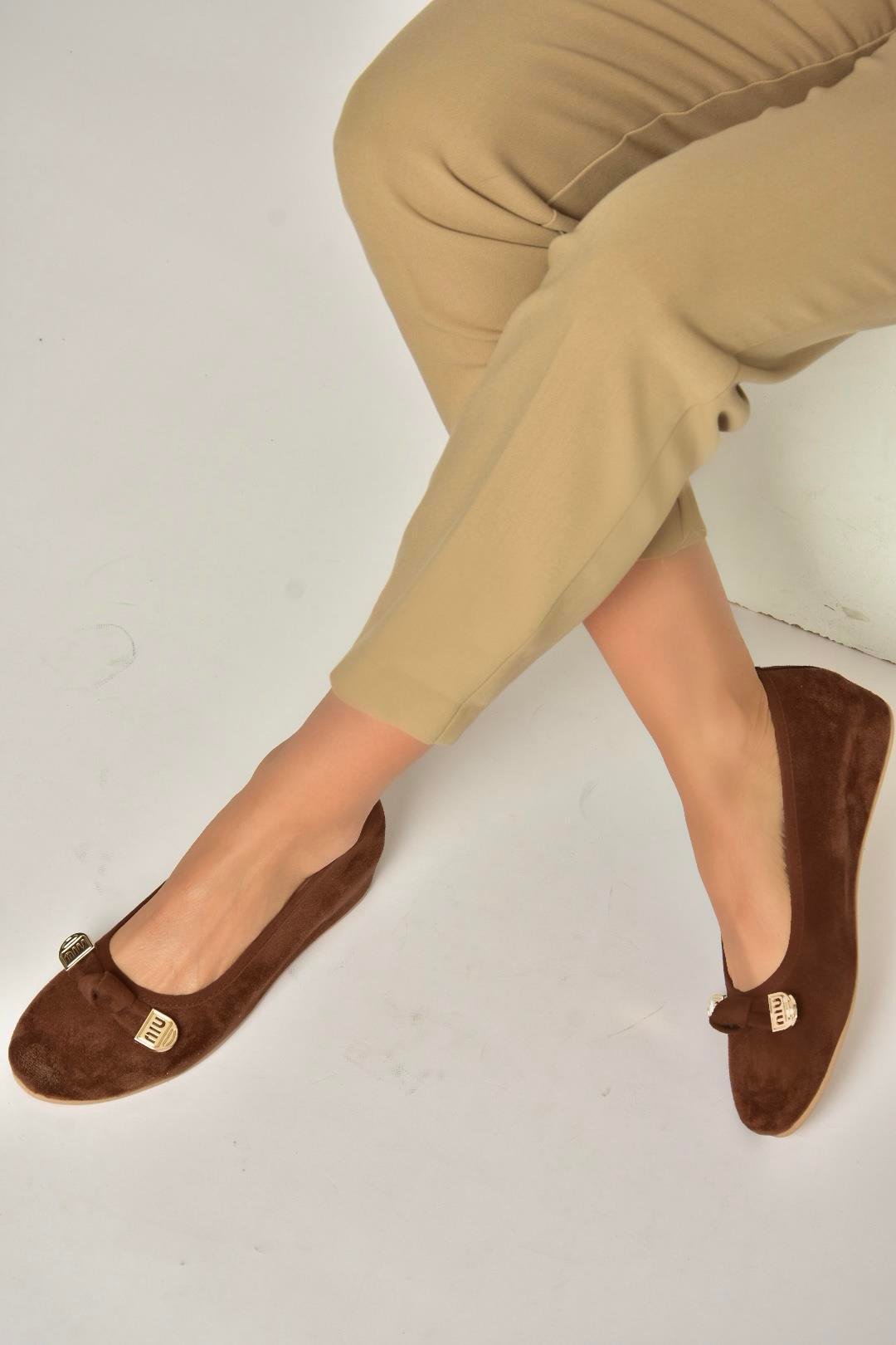 Y250750702 Kahverengi Süet Alçak Dolgu Tabanlı Kadın Ayakkabı