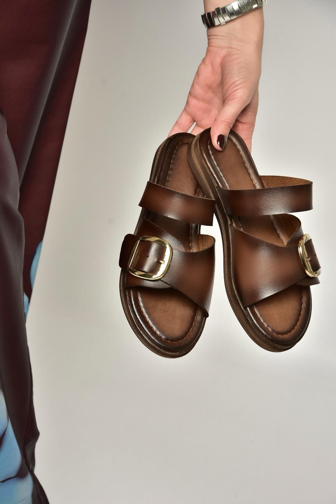 Y390350703 Kahverengi Hakiki Deri Kadın Terlik