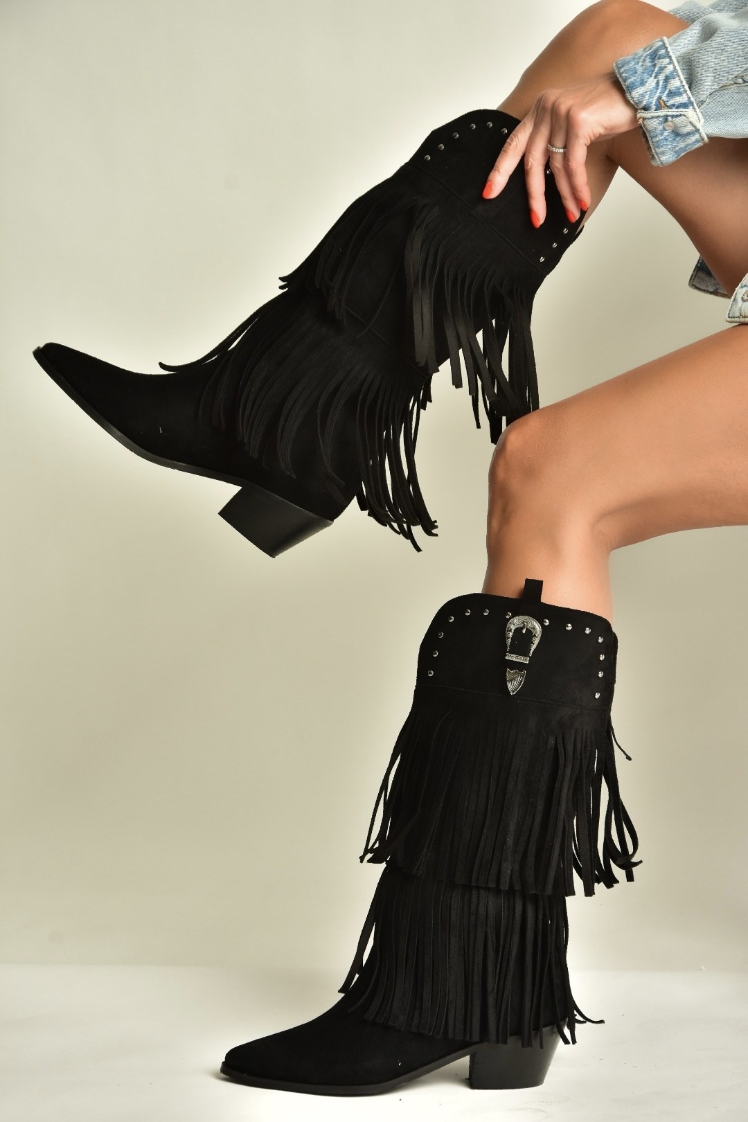 Z726107102 Siyah Süet Kalın Topuklu Püsküllü Kadın Çizme