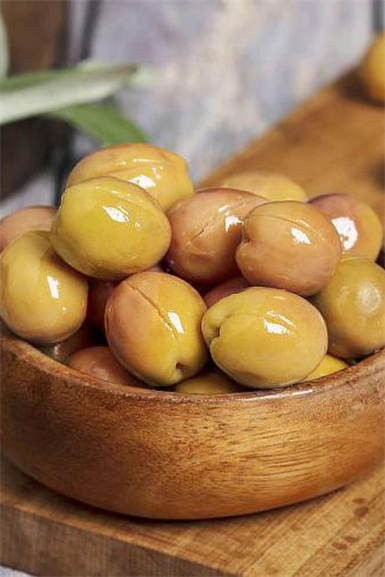 Scratched Olives 400g